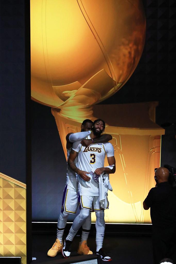 伟德官方网站-Lowe:20年园区总冠军之所以不被尊重 只因夺冠的是湖人和詹姆斯